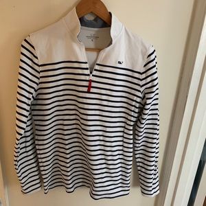 Vineyard vines 1/4 zip, striped